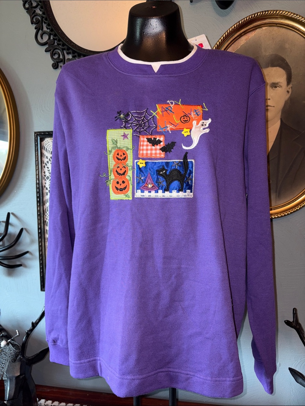 White Stag Purple Halloween Patchwork Sweatshirt